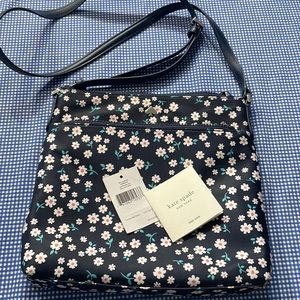 Kate Spade flat messenger bag